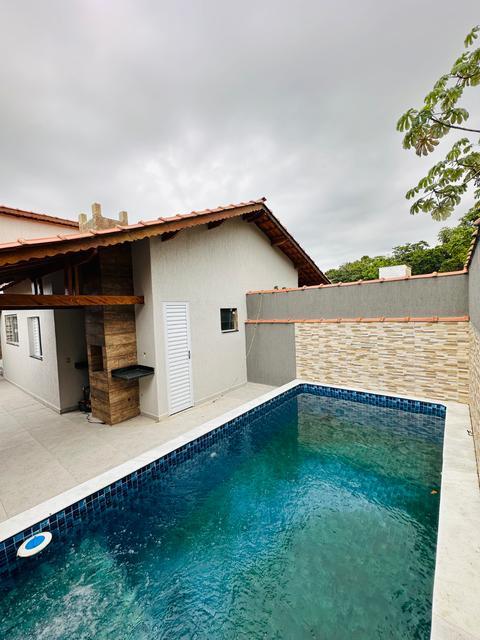 Casa à venda em Itanhaém, Baln Tupy, com 2 quartos, com 62 m²